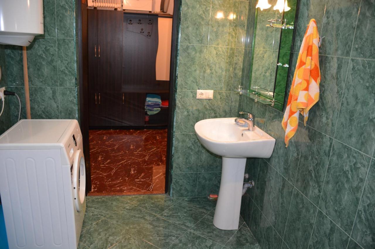 Apartment Nona Vox Batumi Exterior foto
